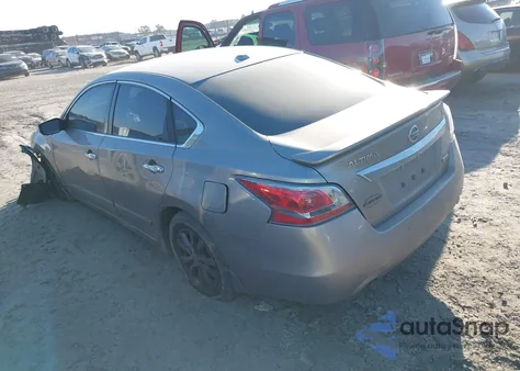 2015 Nissan Altima 2.5 S z USA, uszkodzony, nr VIN 1N4AL3AP3FC489094